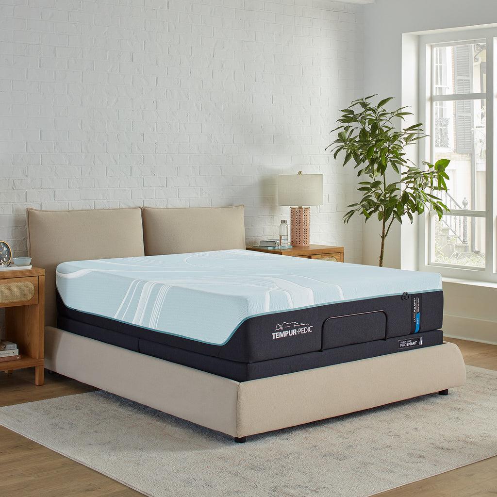 Tempur-LuxeAdapt® Soft Mattress, room view angle
