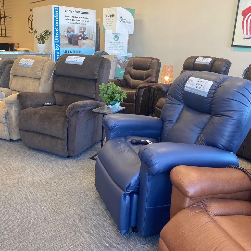 Fosters Mattress in the Cedar Valley has many lift chair recliners for you to try out